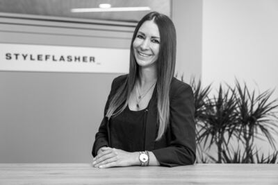 Profilbild Barbara Wachauer schwarz/weiß